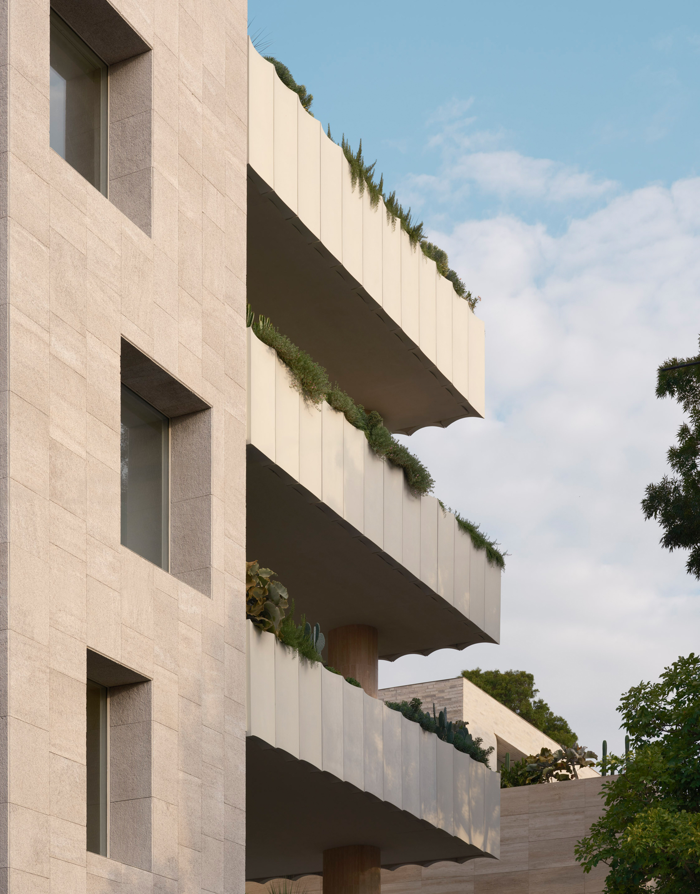 Avoca South Yarra, Balcony Detail