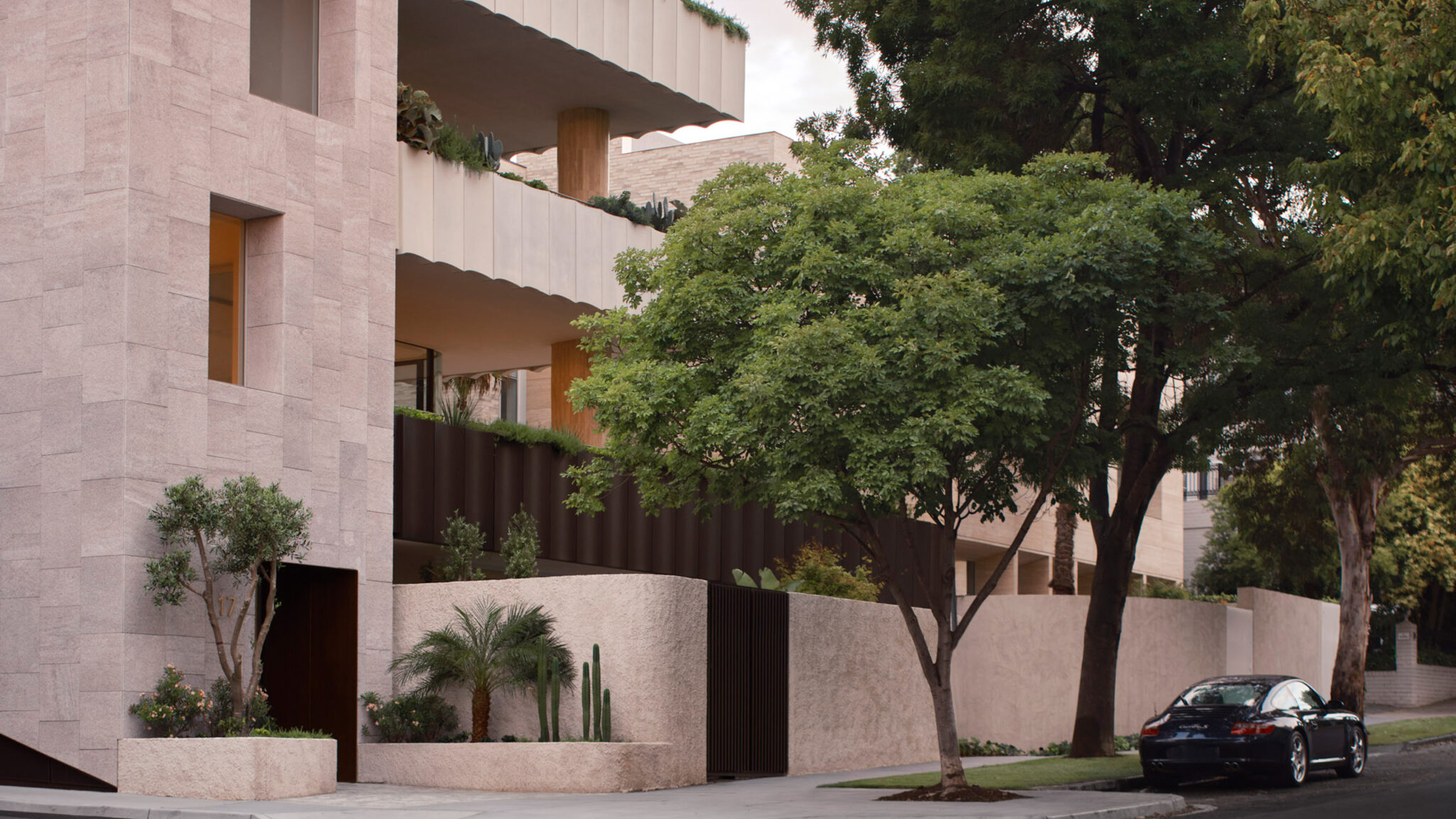 Avoca South Yarra, Facade Details (apartments)