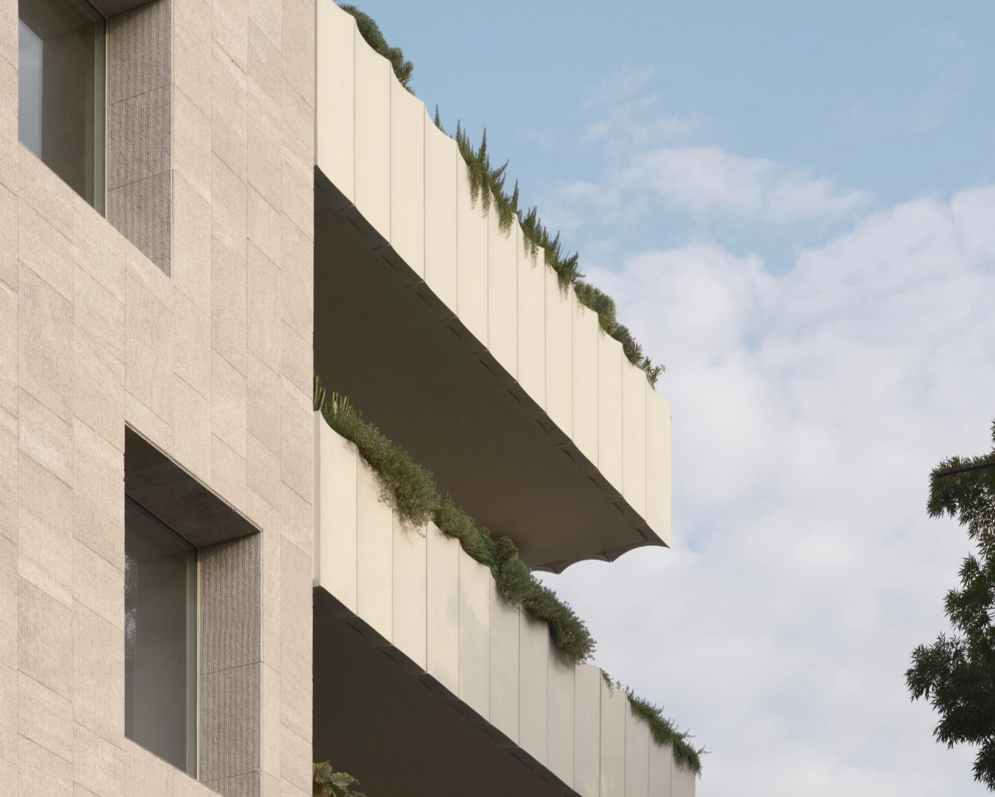 Avoca South Yarra, Balcony Detail